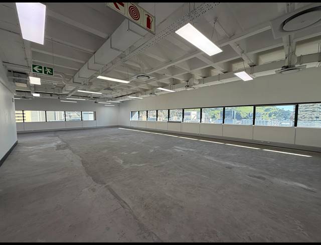 956M² BUILDING TO LET IN CAPE TOWN CITY CENTRE
